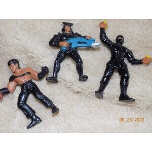 Trio of Vintage Kung-Fu action figures 1986